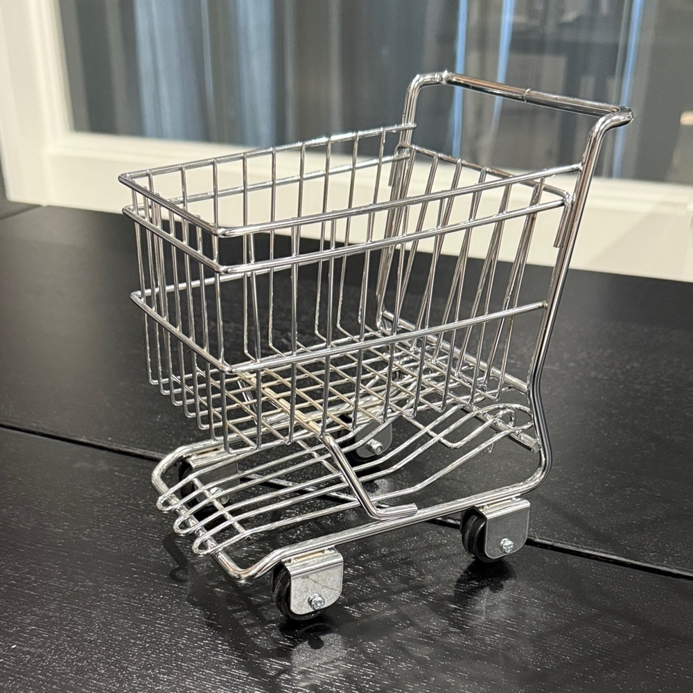 Miniature Silver Metal Rolling Functioning Shopping Cart